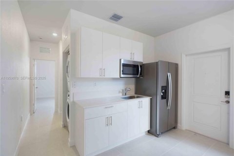 Villa ou maison à louer à Miami, Floride: 1 chambre № 2020031 - photo 5