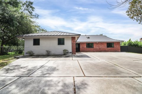 Casa en venta en Cooper City, Florida, 4 dormitorios, 286.98 m2 № 1697230 - foto 3