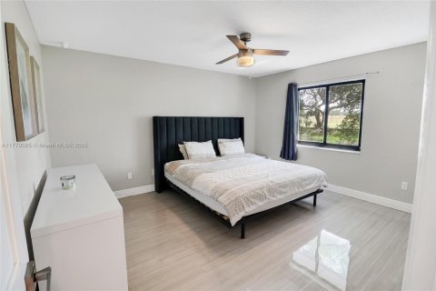 Casa en venta en Cooper City, Florida, 4 dormitorios, 286.98 m2 № 1697230 - foto 30