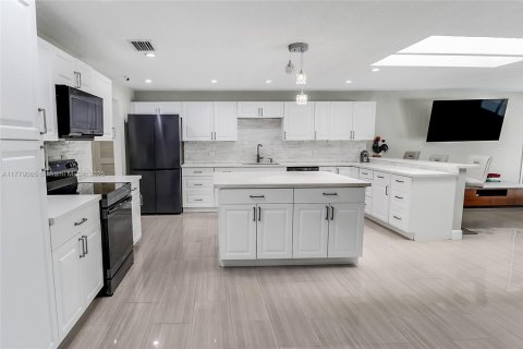 Casa en venta en Cooper City, Florida, 4 dormitorios, 286.98 m2 № 1697230 - foto 16