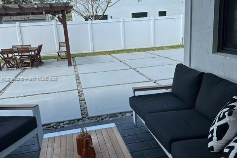 Casa en venta en Homestead, Florida, 4 dormitorios, 237.46 m2 № 1770645 - foto 22
