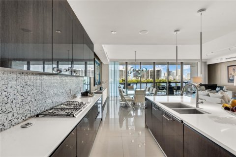 Condo in Aventura, Florida, 4 bedrooms  № 2244328 - photo 14