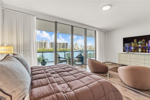 Condo in Aventura, Florida, 4 bedrooms  № 2244328 - photo 26
