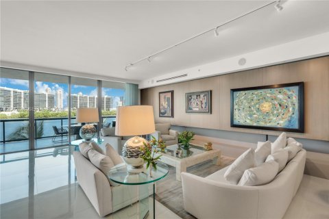Condo in Aventura, Florida, 4 bedrooms  № 2244328 - photo 6