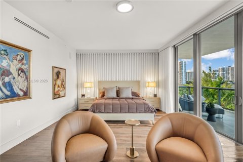 Condo in Aventura, Florida, 4 bedrooms  № 2244328 - photo 24