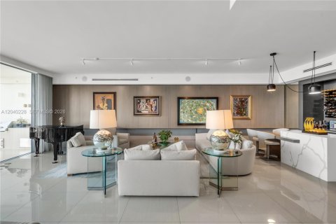 Condo in Aventura, Florida, 4 bedrooms  № 2244328 - photo 10