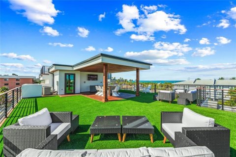 House in Sarasota, Florida 6 bedrooms, 363.62 sq.m. № 2114540 - photo 5