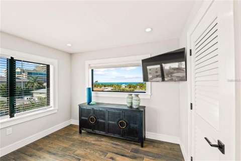 House in Sarasota, Florida 6 bedrooms, 363.62 sq.m. № 2114540 - photo 23