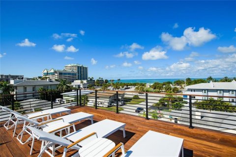 House in Sarasota, Florida 6 bedrooms, 363.62 sq.m. № 2114540 - photo 6