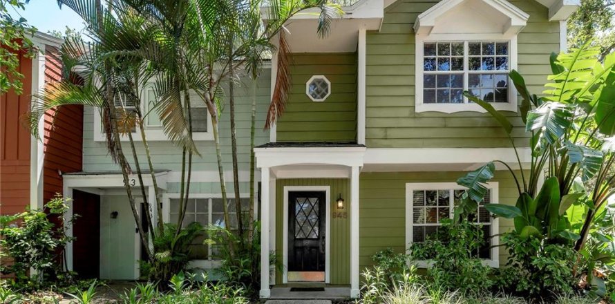 Touwnhouse à Palm Harbor, Floride 3 chambres, 116.41 m2 № 1800579