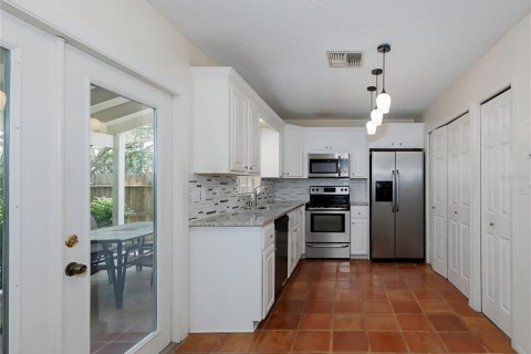 Touwnhouse à vendre à Palm Harbor, Floride: 3 chambres, 116.41 m2 № 1800579 - photo 10