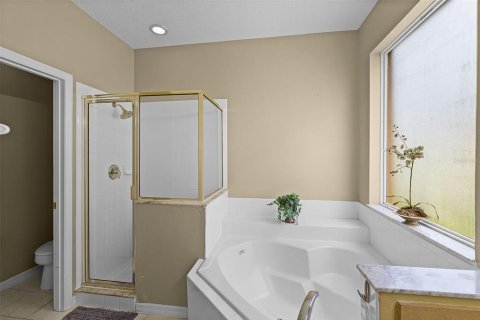 Casa en venta en Kissimmee, Florida, 6 dormitorios, 263.29 m2 № 1822261 - foto 14