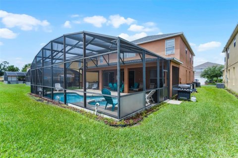 Casa en venta en Kissimmee, Florida, 6 dormitorios, 263.29 m2 № 1822261 - foto 30