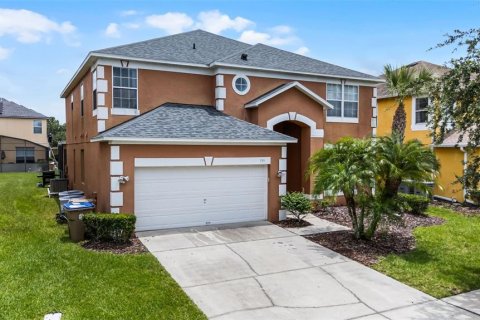 Casa en venta en Kissimmee, Florida, 6 dormitorios, 263.29 m2 № 1822261 - foto 2