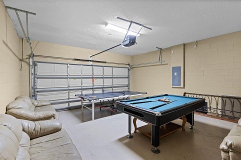 Casa en venta en Kissimmee, Florida, 6 dormitorios, 263.29 m2 № 1822261 - foto 26