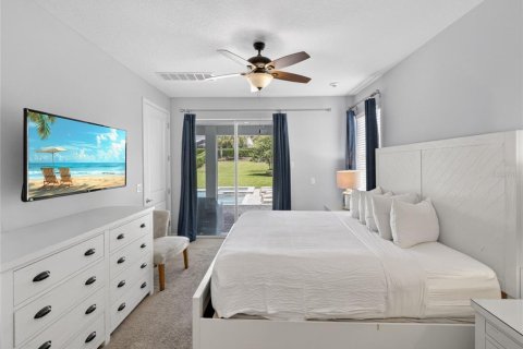House in Kissimmee, Florida 8 bedrooms, 335.56 sq.m. № 2107105 - photo 22