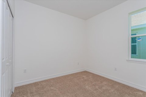 House in Lady Lake, Florida 4 bedrooms, 150.97 sq.m. № 1837707 - photo 13