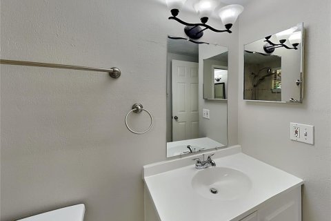 Villa ou maison à louer à Sarasota, Floride: 3 chambres, 105.17 m2 № 1911062 - photo 12