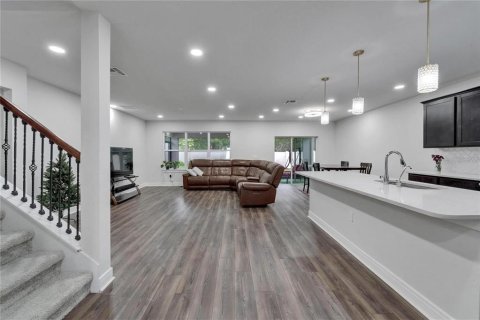 Villa ou maison à vendre à Wesley Chapel, Floride: 4 chambres, 268.86 m2 № 2406791 - photo 13