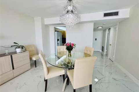 Condominio en venta en Aventura, Florida, 1 dormitorio, 93.37 m2 № 1946483 - foto 6