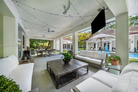 Villa ou maison à vendre à Miami, Floride: 6 chambres, 828.78 m2 № 2003171 - photo 11