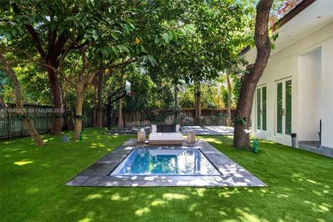 Villa ou maison à vendre à Miami, Floride: 6 chambres, 828.78 m2 № 2003171 - photo 10