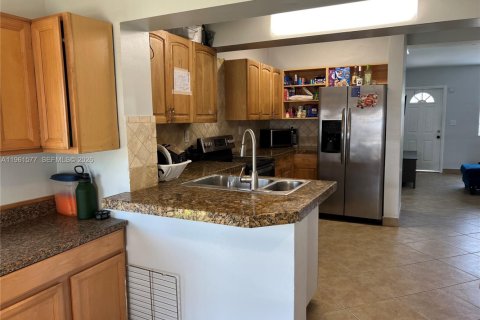 Снять в аренду виллу или дом в Помпано-Бич, Флорида 6 спален, 155.61м2, № 2024315 - фото 9