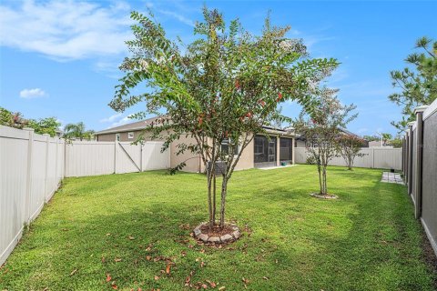 Casa en venta en Zephyrhills, Florida, 4 dormitorios, 190.26 m2 № 1912620 - foto 28