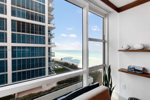Copropriété à vendre à Miami Beach, Floride: 2 chambres, 82.4 m2 № 2424923 - photo 19