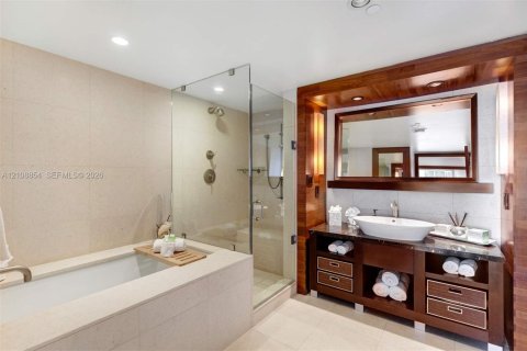 Copropriété à vendre à Miami Beach, Floride: 2 chambres, 82.4 m2 № 2424923 - photo 13
