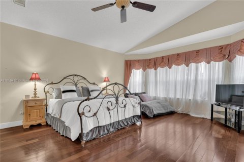 Casa en venta en Pembroke Pines, Florida, 5 dormitorios, 266.72 m2 № 1888292 - foto 22