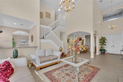 Casa en venta en Pembroke Pines, Florida, 5 dormitorios, 266.72 m2 № 1888292 - foto 7