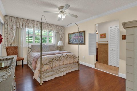 Casa en venta en Pembroke Pines, Florida, 5 dormitorios, 266.72 m2 № 1888292 - foto 29
