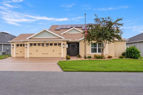 House in The Villages, Florida 3 bedrooms, 196.86 sq.m. № 2364828