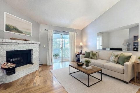 Condo in Winter Park, Florida, 2 bedrooms  № 2196534 - photo 17