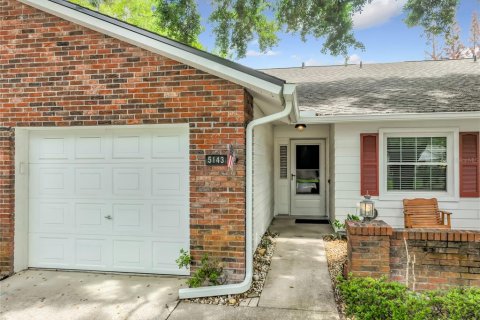 Condo in Winter Park, Florida, 2 bedrooms  № 2196534 - photo 2
