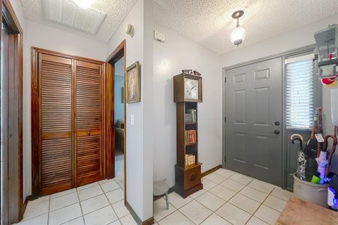 Condo in Winter Park, Florida, 2 bedrooms  № 2196534 - photo 10