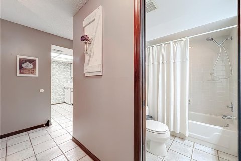 Condo in Winter Park, Florida, 2 bedrooms  № 2196534 - photo 30