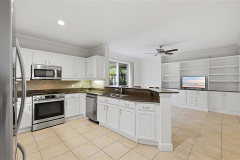 Copropriété à vendre à Lakewood Ranch, Floride: 2 chambres, 167.6 m2 № 2408022 - photo 11