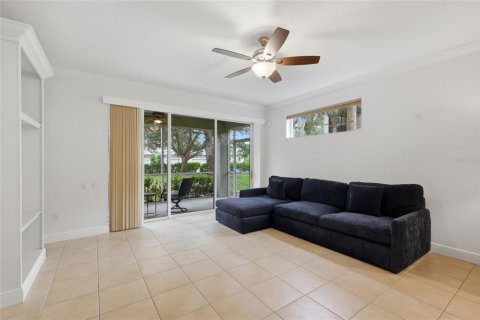 Copropriété à vendre à Lakewood Ranch, Floride: 2 chambres, 167.6 m2 № 2408022 - photo 8