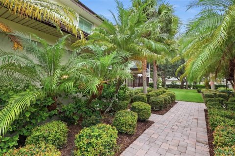 Copropriété à vendre à Lakewood Ranch, Floride: 2 chambres, 167.6 m2 № 2408022 - photo 3