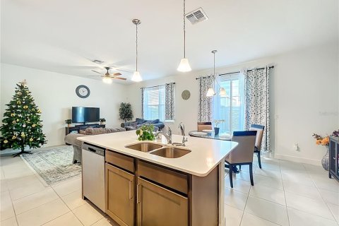 Купить таунхаус в Санфорд, Флорида 6 комнат, 167.41м2, № 2114741 - фото 12