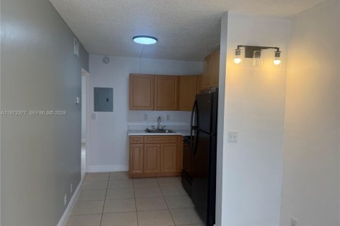 Apartment in Fort Lauderdale, Florida 1 bedroom № 2041188 - photo 5