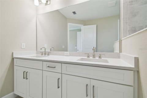 House in Wesley Chapel, Florida 3 bedrooms, 196.77 sq.m. № 1767318 - photo 22