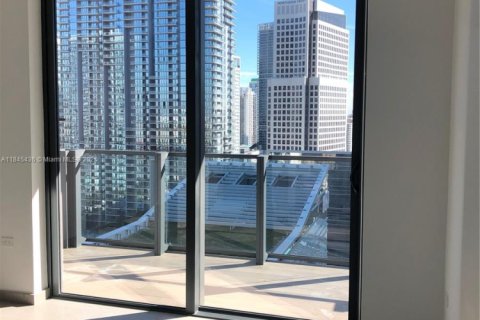 Condo in Miami, Florida, 2 bedrooms  № 2168447 - photo 14