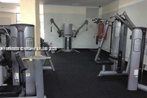 Copropriété à louer à Sunny Isles Beach, Floride: 1 chambre, 65.5 m2 № 1753239 - photo 12
