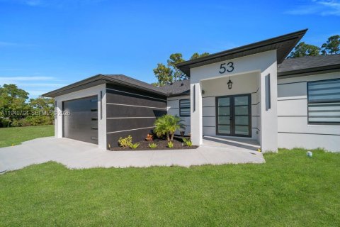Villa ou maison à vendre à Lehigh Acres, Floride: 3 chambres, 142.7 m2 № 1997767 - photo 4