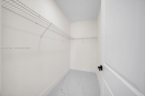 Villa ou maison à vendre à Lehigh Acres, Floride: 3 chambres, 142.7 m2 № 1997767 - photo 11