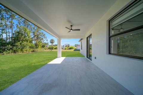 Villa ou maison à vendre à Lehigh Acres, Floride: 3 chambres, 142.7 m2 № 1997767 - photo 30