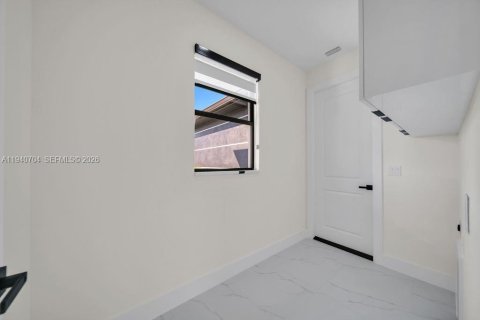 Villa ou maison à vendre à Lehigh Acres, Floride: 3 chambres, 142.7 m2 № 1997767 - photo 25